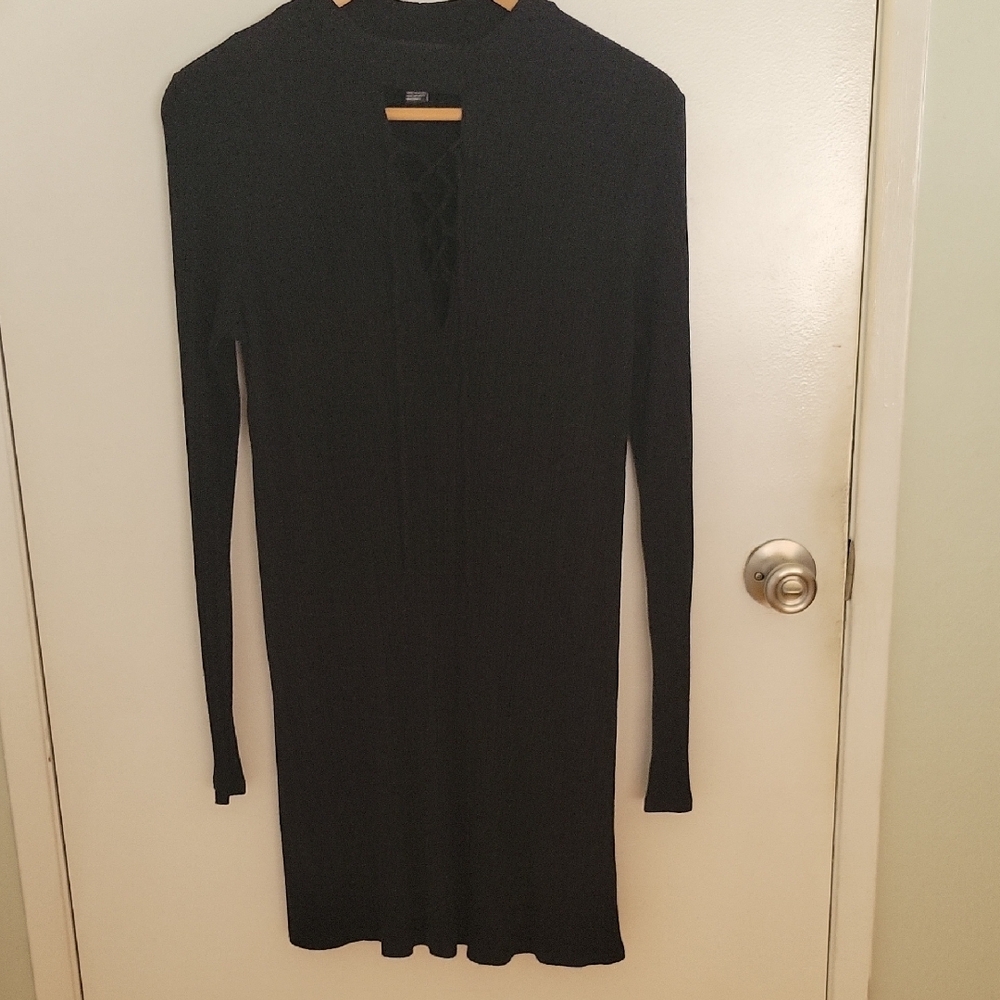 Elegant Black Long Sleeve Dress